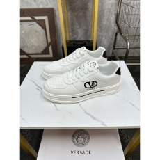 Versace Low Shoes